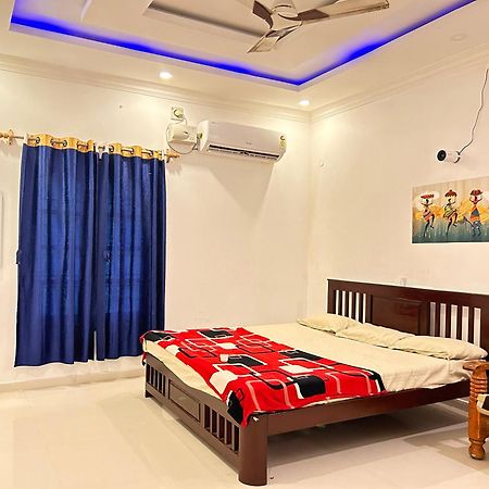 La Bay Luxury Beach Bungalow Pondicherry Bagian luar foto